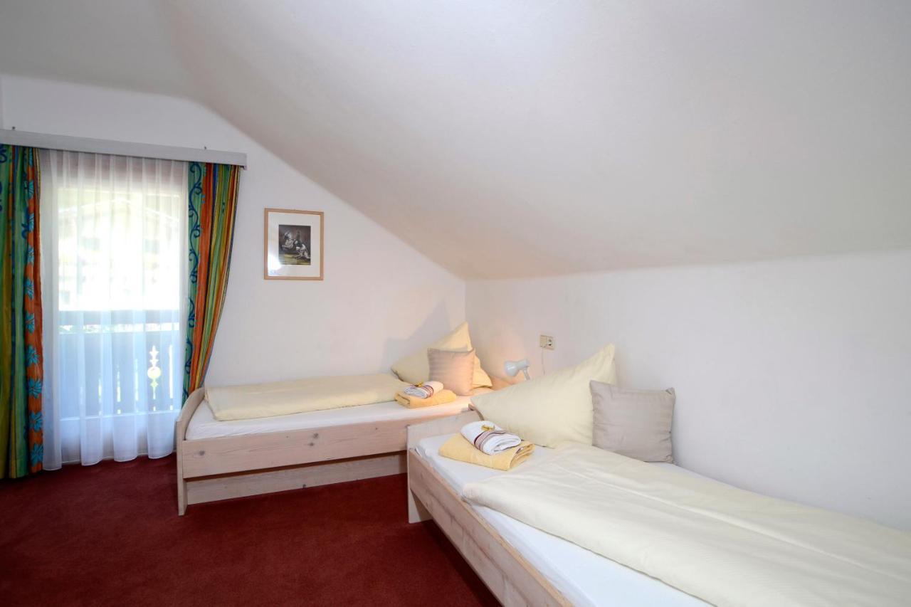 Landhaus Alpenrose - Feriendomizile Pichler Heiligenblut Esterno foto